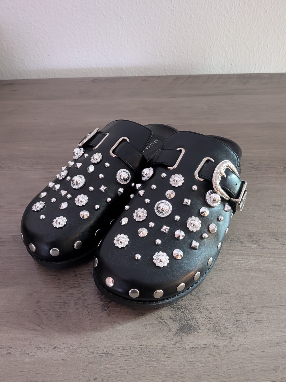 Azalea Wang Embellished Black Studded Clogs - Picture 3 of 5
